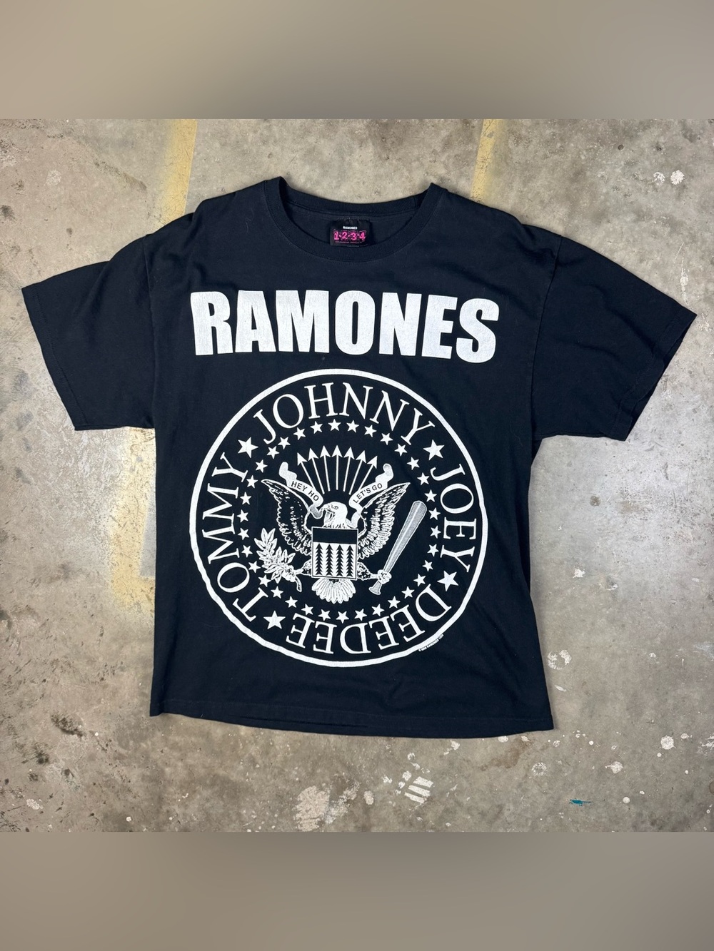 Ramones T-Shirt Size Large 2008 2000s Punk Rock n Roll Band Merch Alternative